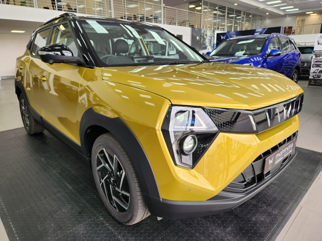 2025 Mahindra XUV3X0 1.2T AX7L AT for sale - N327516