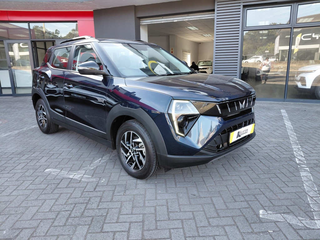 2025 Mahindra XUV3X0 1.2T AX5 AT for sale - U317875/1