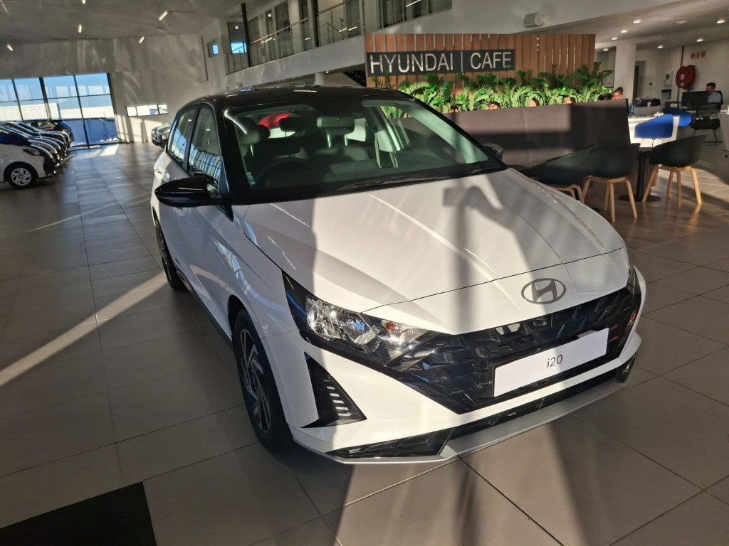 2025 Hyundai i20 12 EXECUTIVE MT 2 TONE MY24 for sale - N325573