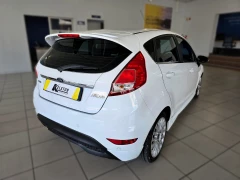 2017 Ford 1.0 Ecoboost Titanium 5mt 5 Door