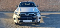 TOYOTA  HILUX XC 28 RB LGD 6AT