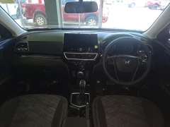 MAHINDRA XUV3X0 1.2T MX3 AT