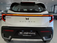 MAHINDRA XUV3X0 1.2T AX5 AT