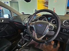 2017 Ford 1.0 Ecoboost Titanium 5mt 5 Door