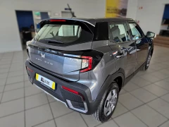 2025 Mahindra Xuv3x0 1.2t Mx2 Mt
