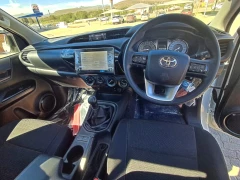 TOYOTA  HILUX SC 24GD6 4X4 RAI 6MT