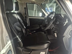 MAHINDRA PIK UP 2.2 MHAWK SC 4X2 MT S4 DROPSIDE AIRCON