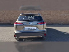 TOYOTA  COROLLA CROSS 18 HEV XR