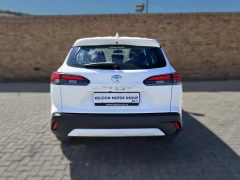 TOYOTA  COROLLA CROSS 18 XI