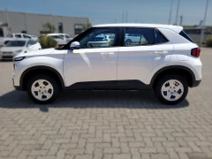 HYUNDAI VENUE 1.2 PREMIUM MT MY24