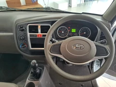 HYUNDAI H100 BAKKIE 2.6 SKD DECK F/L