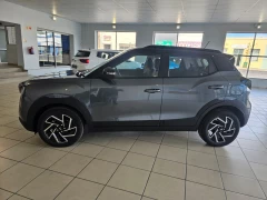 MAHINDRA XUV3X0 1.2T AX7L AT