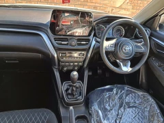 TOYOTA  URBAN CRUISER 15 XS MT