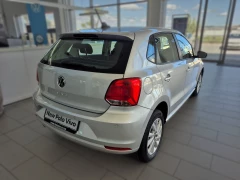 VOLKSWAGEN POLO VIVO 1.6 77KW LIFE TIPTRONIC