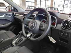 MG ZS 1.5 LUXURY A/T