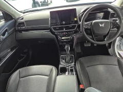 MAHINDRA XUV3X0 1.2T AX7L AT