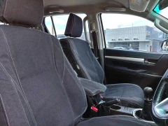2017 Toyota Hilux Double Cab 2.8 Gd-6 4x4 Raider Mt