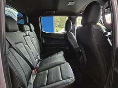 FORD RANGER DOUBLE CAB 3.0L V6 TREMOR 4WD 10AT