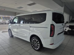 FORD TOURNEO CUSTOM 2.0L SWB TITANIUM X 8AT