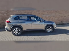 TOYOTA  COROLLA CROSS 18 HEV XR