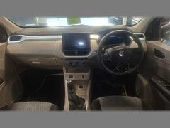 RENAULT TRIBER 1.0L EVOLUTION