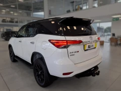 2020 Toyota Fortuner 28gd-6 Epic Black At
