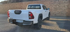 TOYOTA  HILUX XC 28 RB LGD 6AT