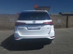 TOYOTA FORTUNER 2.4 GD-6 4X4 6AT