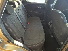 MAHINDRA XUV3X0 1.2T AX5 MT