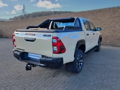 TOYOTA  HILUX DC 28 RB LGD55 6AT
