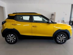 MAHINDRA XUV3X0 1.2T AX5 MT