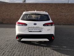 TOYOTA  COROLLA CROSS 18 HEV XR