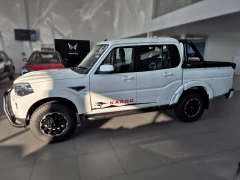 MAHINDRA PIK UP 2.2 MHAWK DC 4X2 MT S11 AT KAROO