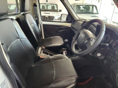 MAHINDRA PIK UP 2.2 MHAWK SC 4X2 S4 REFRESH AIRCON