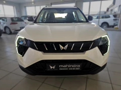 MAHINDRA XUV3X0 1.2T AX5 AT