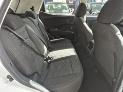 2025 Mahindra Xuv3x0 1.2t Mx2 Mt