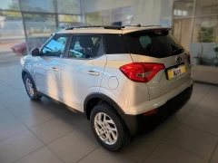 2022 Mahindra Xuv 300 W6 12t