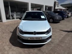 VOLKSWAGEN POLO VIVO 1.6 77KW LIFE TIPTRONIC