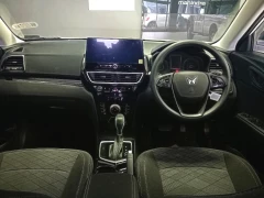 MAHINDRA XUV3X0 1.2T MX3 AT