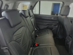 FORD EVEREST 2.0L SIT ACTIVE 4X2 10AT