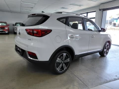 MG ZS 1.5 LUXURY A/T