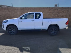 2024 TOYOTA HILUX EXTRA CAB 2.4 GD-6 RB RAI 6MT