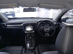 MG ZS 1.5 LUXURY A/T