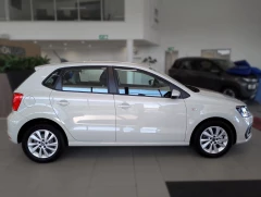 VOLKSWAGEN POLO VIVO 1.4 63KW LIFE