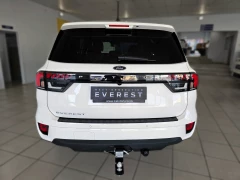 FORD EVEREST 3.0L V6 PLATINUM 4WD 10AT