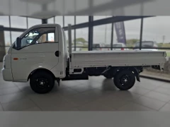 HYUNDAI H100 BAKKIE 2.6 SKD DECK F/L