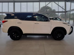 2020 Toyota Fortuner 28gd-6 Epic Black At