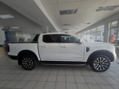 FORD RANGER DOUBLE CAB 3.0L V6 PLATINUM 4WD 10AT