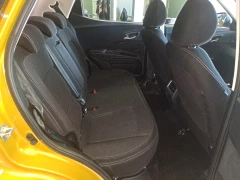 MAHINDRA XUV3X0 1.2T AX5 AT