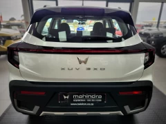 MAHINDRA XUV3X0 1.2T AX5 AT